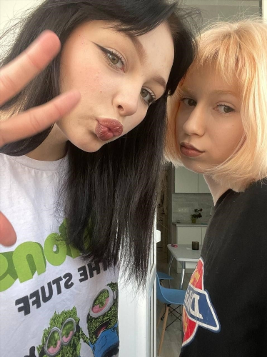Free tiny_blosssom